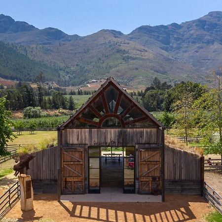 Inspiring Farm Sanctuary And Famous Painting Pig Hotel Franschhoek Eksteriør billede